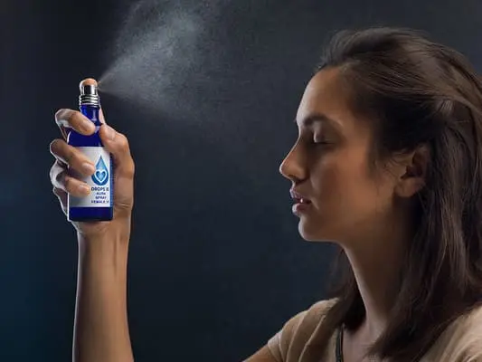 AURA SPRAY 15 protects and strengthens your aura